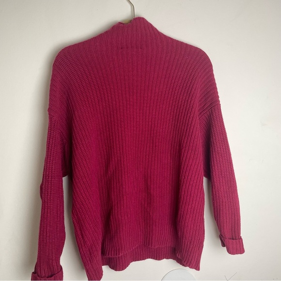 American Eagle Hot Pink Knitted Turtleneck Sweater Size XS/S - Picture 7 of 7